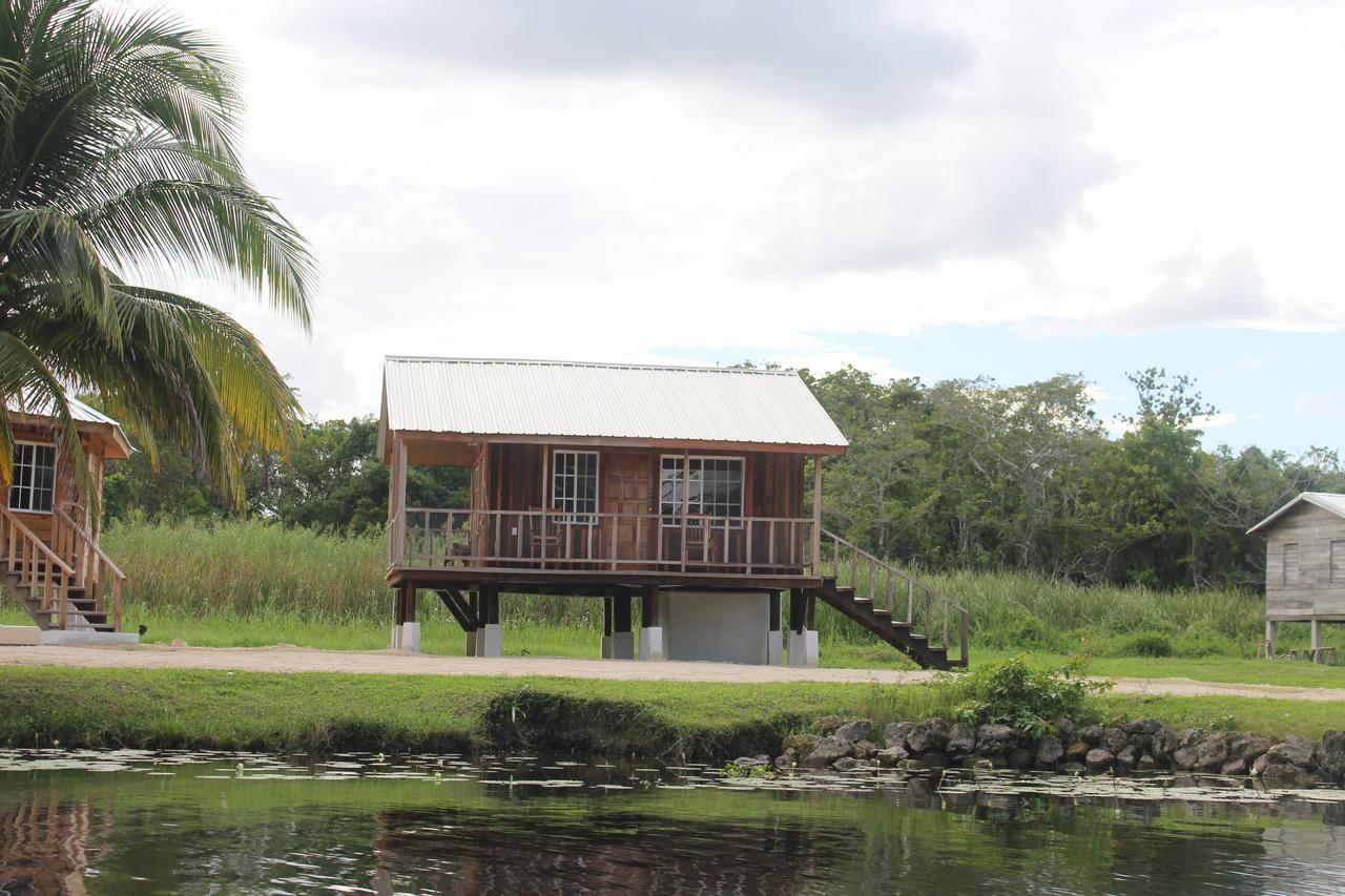 Lamanai Riverside Retreat Orange Walk Extérieur photo